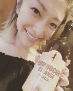 山田優さん　コンブチャ