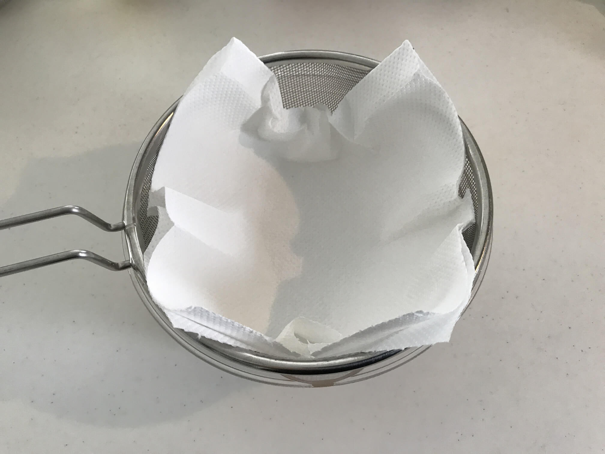 水切りヨーグルトの作り方1