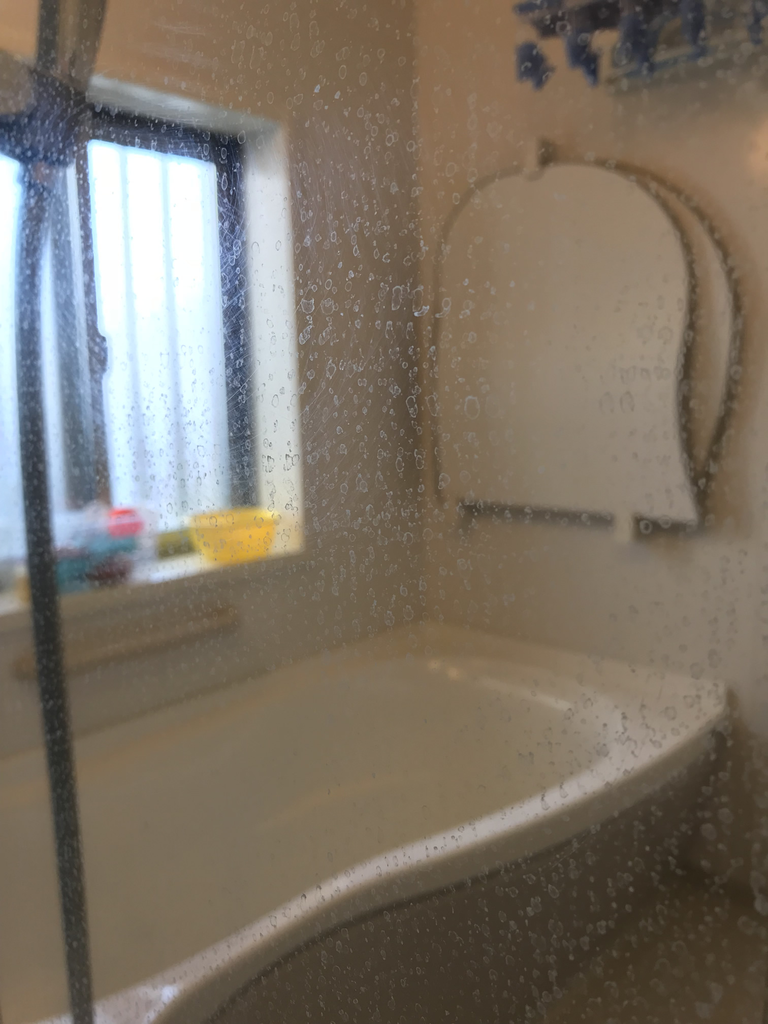 鏡の水垢